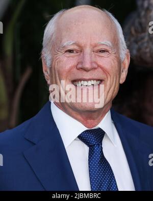 HOLLYWOOD, LOS ANGELES, CALIFORNIE, États-Unis - JUIN 06 : le producteur américain Frank Marshall arrive à la première de Universal Pictures 'Jurassic World Dominion' qui s'est tenue au TCL Chinese Theatre IMAX on 6 juin 2022 à Hollywood, Los Angeles, Californie, États-Unis. (Photo de Xavier Collin/image Press Agency) Banque D'Images