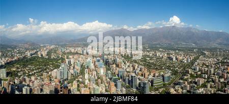 Vue panoramique depuis Gran Torre Santiago Banque D'Images