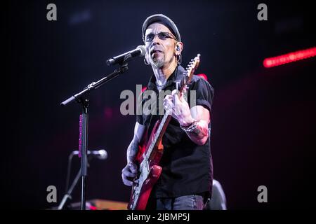 Fito & Fitipaldis en représentation au Palau Sant Jordi, Barcelone, 04 juin 2022. Photographe: ALE Espaliat Banque D'Images