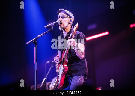 Fito & Fitipaldis en représentation au Palau Sant Jordi, Barcelone, 04 juin 2022. Photographe: ALE Espaliat Banque D'Images