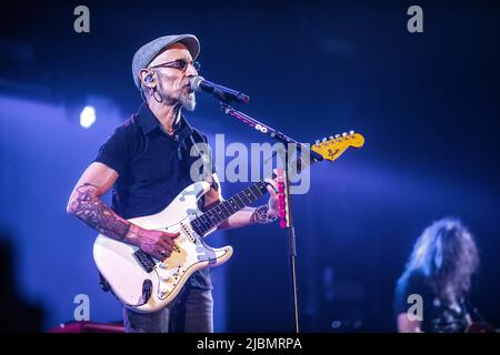 Fito & Fitipaldis en représentation au Palau Sant Jordi, Barcelone, 04 juin 2022. Photographe: ALE Espaliat Banque D'Images