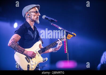 Fito & Fitipaldis en représentation au Palau Sant Jordi, Barcelone, 04 juin 2022. Photographe: ALE Espaliat Banque D'Images