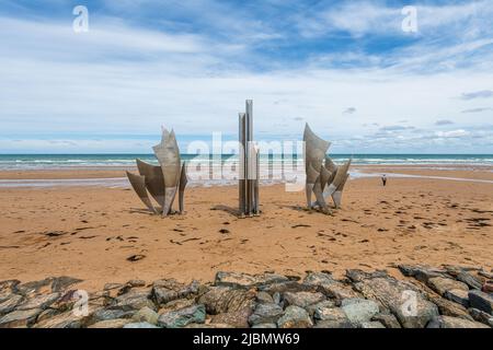 Monument les Braves de Saint-Laurent-sur-Mer. Erégé sur le sable de la plage d’Omaha Beach, en hommage aux 35,000 soldats alliés qui sont déjà en c Banque D'Images