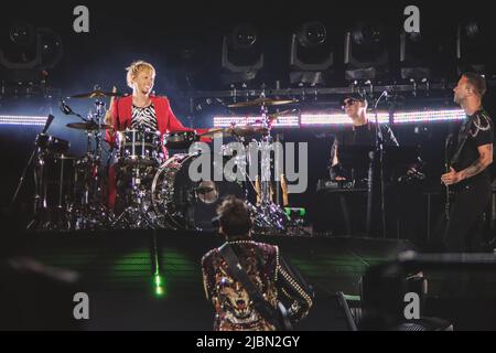 Rome, Italie. 20th juillet 2019. Le groupe Muse joue en direct sur scène lors de sa visite Simulation Theory au stade Olimpico de Rome. (Photo de Valeria Magri/SOPA Images/Sipa USA) crédit: SIPA USA/Alay Live News Banque D'Images