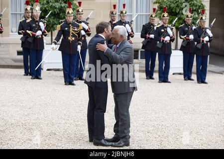 Paris, France le 7 juin 2022, déjeuner de travail entre le Premier ministre portugais Antonio Costa et le Président français Emmanuel Macron, François Loock/alamy Banque D'Images