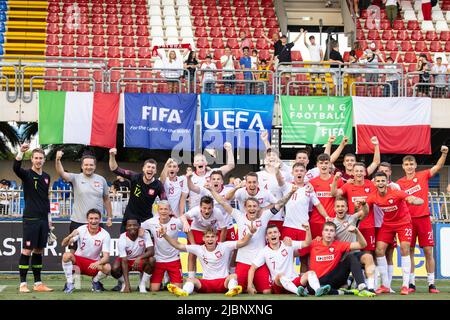 San Benedetto del Tronto, Italie, 07/06/2022, Pologne l'équipe U20 célèbre la victoire après le match international amical entre l'Italie U20 et la Pologne U20 au Stadio Riviera delle Palme on 7 juin 2022 à San Benedetto del Tronto, Italie. ©photo: Cinzia Camela. Banque D'Images