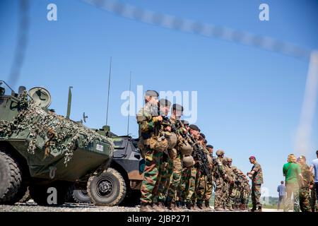 Cincu, Roumanie, 07 juin 2022. Le détachement de l'armée belge à Cincu, en Roumanie, organise un exercice le mardi 07 juin 2022. BELGA PHOTO HATIM KAGHAT Banque D'Images