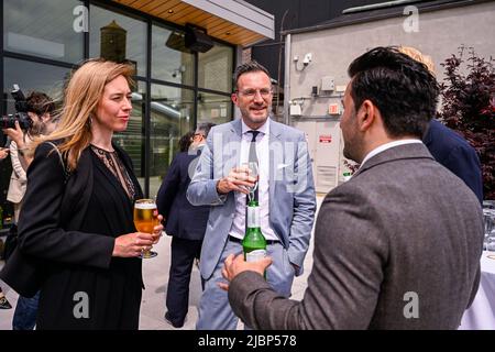 Pascal Smet, secrétaire d'Etat de la région de Bruxelles, en photo lors d'une réunion avec AB InBev à New York, aux Etats-Unis, au cours d'une mission économique belge aux Etats-Unis d'Amérique, le mardi 07 juin 2022. Une délégation avec la princesse et divers ministres se rendra à Atlanta, New York et Boston de 4 juin à 12th. BELGA PHOTO LAURIE DIEFFEMBACQ Banque D'Images