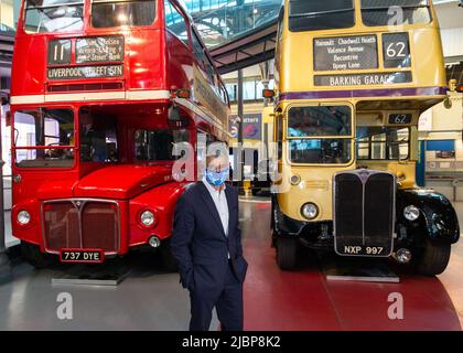 Photocall 'Ladybird Heard' avec Sadiq Kahn pour lancer sa nouvelle campagne 'let's Do London Summer Family Fun'. Covent Garden, avec: Sadiq Khan où: Londres, Royaume-Uni quand: 14 juillet 2021 crédit: Mario Mitsis/WENN Banque D'Images