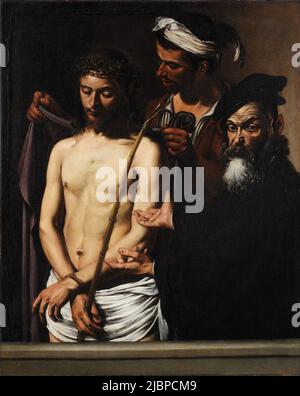 ECCE Homo de Caravaggio (1571-1610). La peinture dépeint le moment où Pontius Pilate présente un Jésus battu et fouetté à la foule avec les mots Ecce Homo (voici l'homme). Jésus a la couronne d'épines sur sa tête et une robe rouge ou pourpre (pour simuler la revendication d'être roi des juifs). Banque D'Images