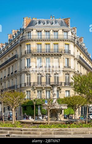 France, Paris, place François 1er Banque D'Images