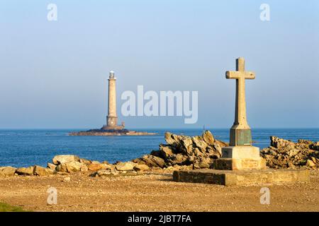 France, Manche, Cotentin, Cap de la Haye (le cap de la Haye), Auderville, le port de Goury et le phare de Goury Banque D'Images