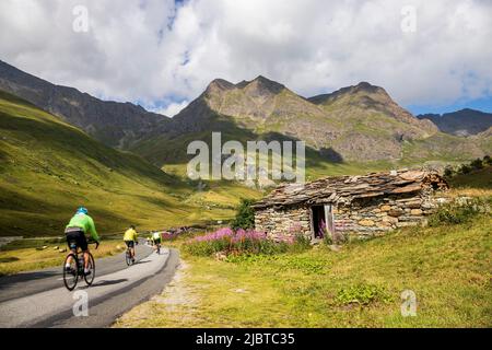 France, Savoie, Parc National de la Vanoise, Bonneval-sur-Arc, vallée de la Lenta sur la route des grandes Alpes entre le Col de l'Iseran et Bonneval-sur-Arc Banque D'Images