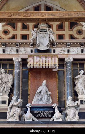 Italie, Venetia, Venise, classée au patrimoine mondial de l'UNESCO, quartier de San Polo, Basilique Santa Maria Gloriosa dei Frari, Monument à Doge Giovanni Pesaro Banque D'Images