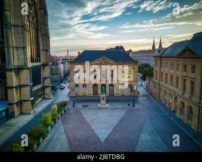 France, Moselle, Metz, place d'armes, Office de Tourisme de Metz (vue aérienne) Banque D'Images