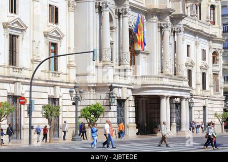 Espagne, Valence, place de l'Hôtel de ville (Plaza del Ayuntamiento), hôtel de ville construit en 1905 par les architectes Francisco de Mora y Berenguer et Carlos Carbonell Pañella Banque D'Images