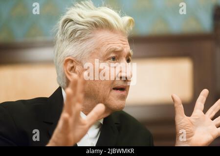 Kiev, Ukraine. 18th novembre 2017. Le réalisateur, scénariste, producteur et acteur américain David Lynch est arrivé en Ukraine pour ouvrir un bureau de sa fondation caritative. Le réalisateur David Keith Lynch (né 20 janvier 1946) est un cinéaste américain, peintre, artiste visuel, acteur, musicien, et écrivain. (Photo de Mykhaylo Palinchak/SOPA Images/Sipa USA) crédit: SIPA USA/Alay Live News Banque D'Images