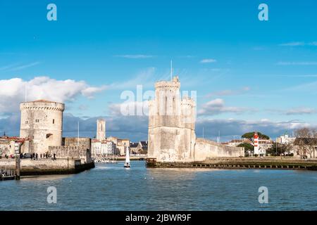 Vieux port de la Rochelle, Nouvelle Aquitaine, France. Soleil Banque D'Images