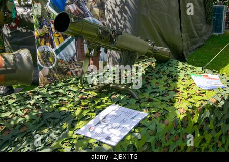 SR 84 mm Carl Gustav M2, arme anti-char sans récoillat. Banque D'Images