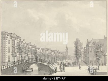 Vue du Rapobourg à Leiden depuis le pont de Nieuwsteeg, 1807, Hermanus Numan, 1807, vue du Rapobourg à Leiden, en prospérité avant la catastrophe de la poudre à canon du 12 janvier 1807. Sur la gauche en premier plan le pont Nieuwsteeg et derrière lui le Steenschuur. Sur la gauche au coin du Steenschuur la maison de l'alderman J.W. van Noort. En arrière-plan le Saaihal (la plus récente église Saint-Louis)., rapporteur pour avis: Hermanus Numan, (signé par l'artiste), Leiden, 1807, papier, stylo, pinceau, h 316 mm × l 450 mm Banque D'Images