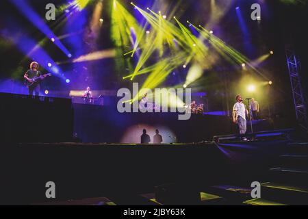 Rome, Italie. 07th juillet 2018. Silvano Albanese mieux connu par son nom de scène Coez se produit sur scène à Rock à Rome. (Photo de Valeria Magri/SOPA Images/Sipa USA) crédit: SIPA USA/Alay Live News Banque D'Images