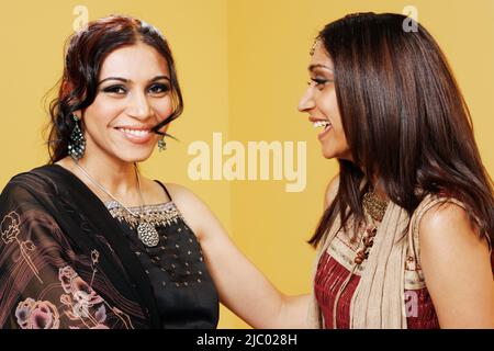 Portrait de deux femmes smiling Banque D'Images