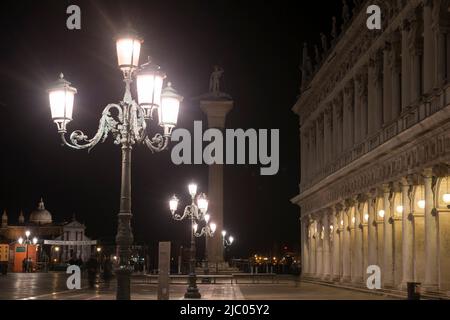 Piazza San Marco de nuit à Venise, Italie. Banque D'Images