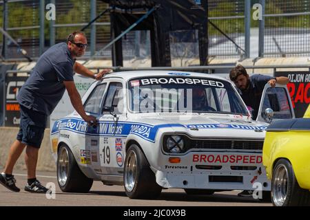 DIJON, FRANCE, 4 juin 2022 : le Grand Prix de l'Age d'Or, la plus ancienne course de véhicules historiques de France, se déroule sur le circuit Dijon-Presnois. Banque D'Images