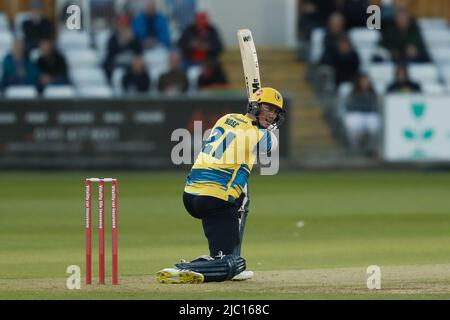 CHESTER LE STREET, ROYAUME-UNI. JUIN 8th Adam Hose de Birmingham porte des chauves-souris lors du match de Blast Vitality entre le Durham County Cricket Club et les ours de Birmingham au Seat unique Riverside, Chester le Street, le mercredi 8th juin 2022. (Crédit : will Matthews | MI News) crédit : MI News & Sport /Alay Live News Banque D'Images