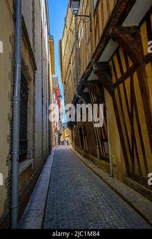 Maisons traditionnelles à colombages à Troyes, Aube, Champagne-Ardenne, France. Banque D'Images