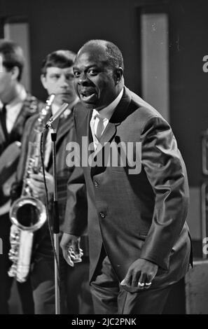 RUFUS THOMAS (1917-2001) chanteur américain de R&B en décembre 1964. Photo : Tony Gale Banque D'Images