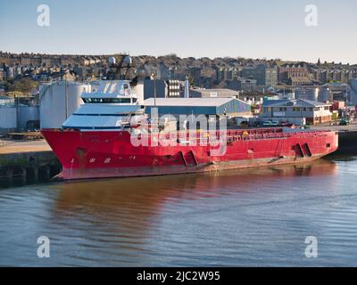 SAR Odin amarré dans le port d'Aberdeen, Écosse, Royaume-Uni - un navire d'approvisionnement qui a été construit en 2002 et qui navigue sous le drapeau de la Norvège. Banque D'Images