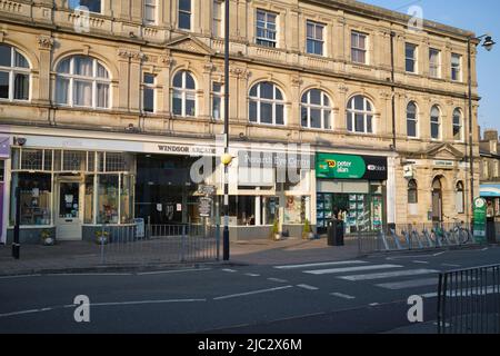 Penarth Town Centre montrant la Windsor Arcade Penarth South Wales Banque D'Images