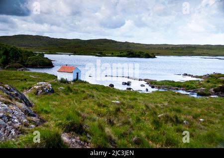 Lacs et criques à Connemara, en Irlande. Banque D'Images