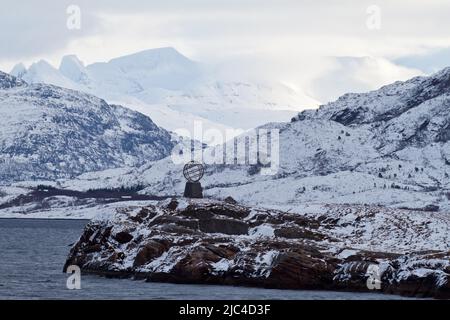 Cercle arctique, Globe, île Vikingen, côte Atlantique, hiver, Montagnes, Norvège Banque D'Images