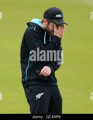 Une photo du capitaine néo-zélandais Kane Williamson a déjà été publiée lors d'une séance de filets au terrain de cricket de Trent Bridge, à Nottingham. Le capitaine de la Nouvelle-Zélande Kane Williamson manquera le second Test contre l'Angleterre au pont Trent vendredi après que le capitaine des Black Caps ait été positif pour Covid-19 la veille du match. Date de la photo: Jeudi 9 juin 2022. Banque D'Images