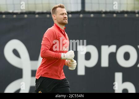 Tubize, Belgique. 10th juin 2022. Simon Mignolet, gardien de but belge, photographié lors d'une session d'entraînement de l'équipe nationale belge, les Red Devils, vendredi 10 juin 2022 à Tubize, en préparation des prochains matchs de la Ligue des Nations de l'UEFA. BELGA PHOTO BRUNO FAHY crédit: Belga News Agency/Alay Live News Banque D'Images