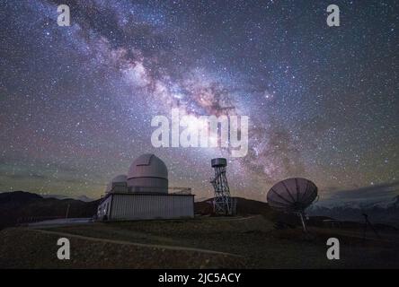 (220610) -- LHASSA, 10 juin 2022 (Xinhua) -- photo de fichier prise sur 23 avril 2017 montre l'Observatoire Ngari des observatoires astronomiques nationaux (OAN) dans la préfecture de Ngari, dans la région autonome du Tibet du sud-ouest de la Chine. (Observatoire NAO Ngari/document via Xinhua) Banque D'Images