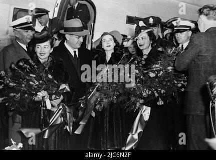 Olivia de Havilland, David O. Selznick, Vivien Leigh, 'Gone with the Wind' Atlanta PR Tour, 1939. Numéro de référence du dossier 34145-912 Banque D'Images