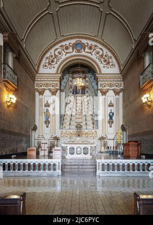 Intérieur de l'église Nossa Senhora das Dores - Porto Alegre, Rio Grande do Sul, Brésil Banque D'Images