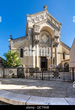 Basilique néo-byzantine de Saint-Martin de Tours, rue Descartes, Tours, France. Banque D'Images