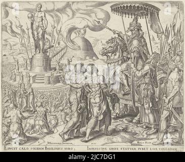 Les Babyloniens viennent au roi et accusent les Judéens Shadrach, Meschach et Abednego de ne pas vouloir adorer les dieux. Sur la gauche, une statue dorée et une foule de personnes adorant la statue. En arrière-plan un four en feu. Quiconque refuse d'adorer la statue est jeté dans le four. Un enragé Nebucadnezzar ordonne que Shadrach, Meschach et Abednego lui soient amenés Histoire de Shadrach, Meschach et Abednego , imprimeur: Philips Galle, (mentionné sur l'objet), Maarten van Heemskerck, (mentionné sur l'objet), Hadrianus Junius, (Mentionné sur l'objet), Haarlem, 1565, papier Banque D'Images