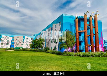 Vue sur le personnage qui se mêle au Disney's Art of animation Resort de Walt Disney World Banque D'Images