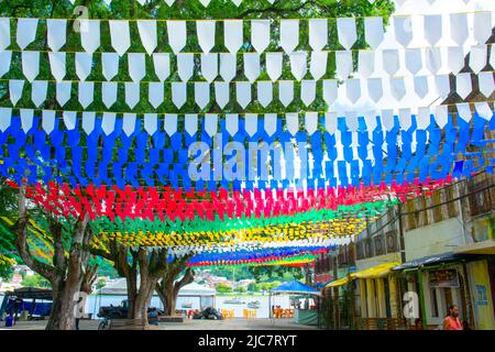 Cachoeira, Bahia, Brésil - 26 juin 2019: Décoration de ville pour la fête de Sao Joao, ville de Cachoeira, Bahia. Banque D'Images