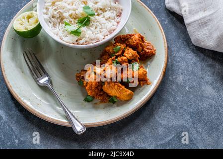Pates de poisson Parsi au riz - délicieux curry de la communauté Parsi à Bombay Banque D'Images