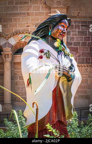 2017 07 19 Santa Fe NM USA - Kateri Tekakwitha statue en bronze coloré patron Saint de l'environnement honoré dans Santa Fe première femme amérindienne t Banque D'Images