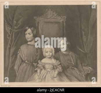 Portrait de groupe avec Ludwig, Heinrich et Anna van Hessen comme enfants, imprimeur: Johann Wilhelm Baumann, (mentionné sur l'objet), dessinateur intermédiaire: Franz Backofen, (mentionné sur l'objet), imprimeur: Gustav Georg Lange, (mentionné sur l'objet), imprimeur: Allemagne, imprimeur: Darmstadt, éditeur: Darmstadt, 1843, papier, gravure en acier, h 142 mm × l 235 mm Banque D'Images