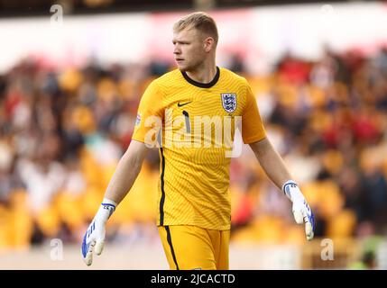 Wolverhampton, Angleterre, 11th juin 2022. Aaron Ramsdale d'Angleterre pendant le match de l'UEFA Nations League à Molineux, Wolverhampton. Le crédit photo doit être lu : Darren Staples / Sportimage Banque D'Images