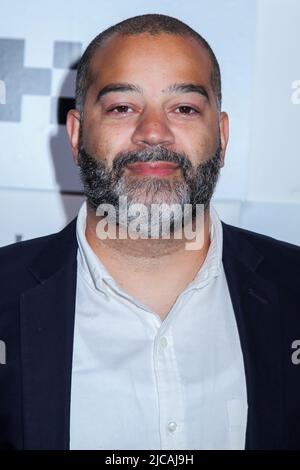 NEW YORK, NY, USA - 10 JUIN 2022 : l'acteur Danny Garcia participe à la projection du Festival du film de Tribeca de 'Somethy in Queens' 2022 Banque D'Images