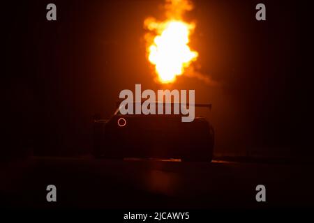 74 FRAGA Felipe (BRA), BIRD Sam (gbr), VAN GISBERGEN Shane (nzl), Riley Motorsport, Ferrari 488 GTE Evo, action pendant les 2022 24 heures du Mans, 3rd tours du Championnat du monde d'endurance FIA 2022, sur le circuit de la Sarthe, de 11 juin au 12, 2022 au Mans, France - photo Joao Filipe / DPPI Banque D'Images